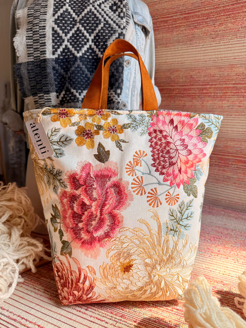 Primrose Hope Basket – Atenti USA Handmade Floral Knitting & Crochet Tote