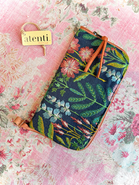 Meadow Needles and Tools Case
