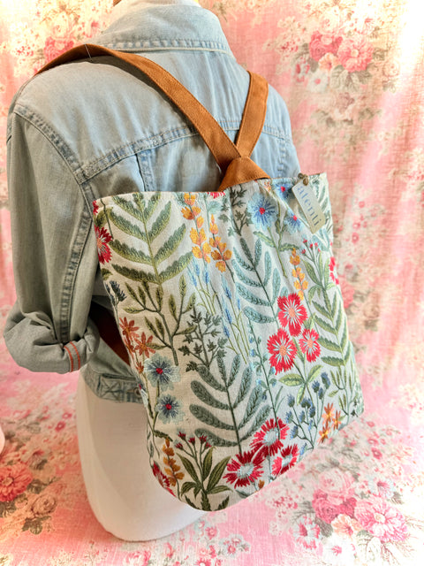 Wildflower Backsac: Convertible Backpack, Stylish & Versatile Craft Companion