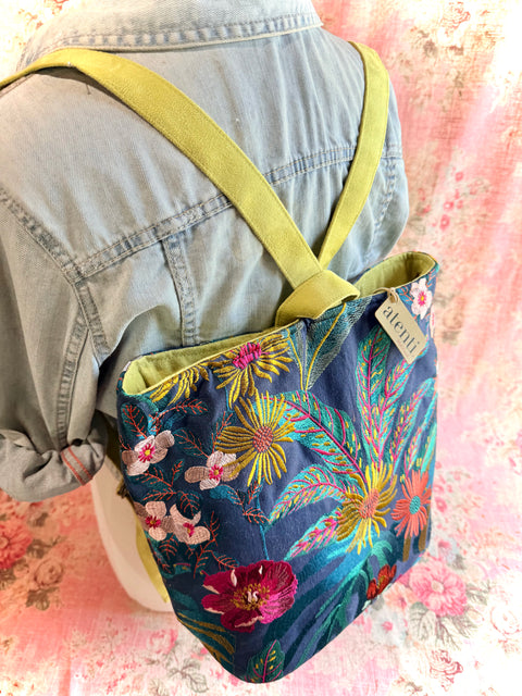 Flora Backsac: Convertible Backpack, Stylish & Versatile Craft Companion
