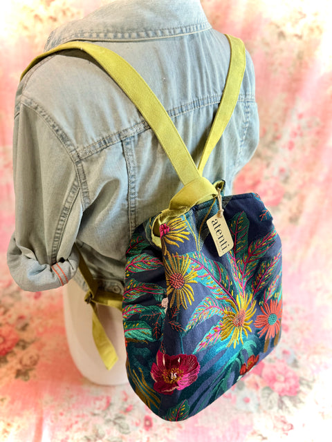 Flora Backsac: Convertible Backpack, Stylish & Versatile Craft Companion