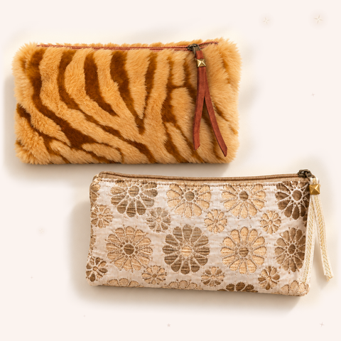Atenti Caramel Tiger & Jelly Bean on blush ivory with subtle rose-gold and champagne stars.