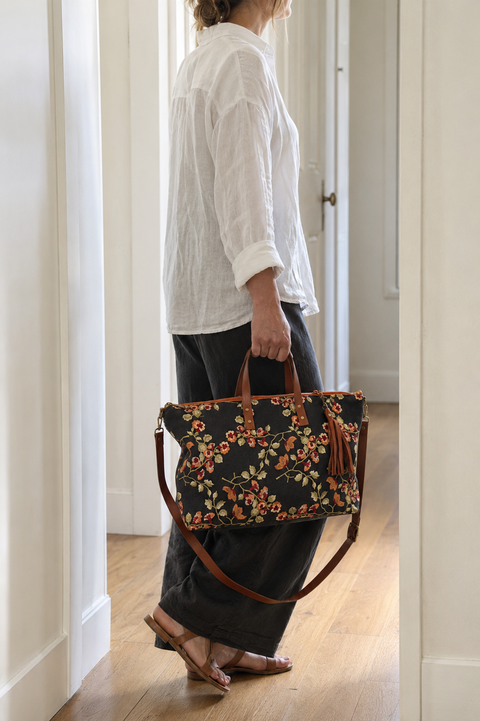 Romeo Buddy Bag – Embroidered USA Handmade Leather Crossbody Strap Carry All Tote (Copy)