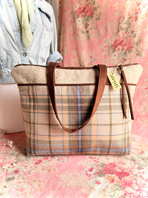 Highland Satchel