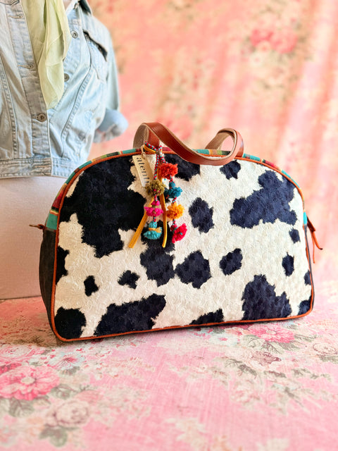 Curly Cow Overnighter – Handmade Weekender Bag with Cowhide Texture & Leather Accents
