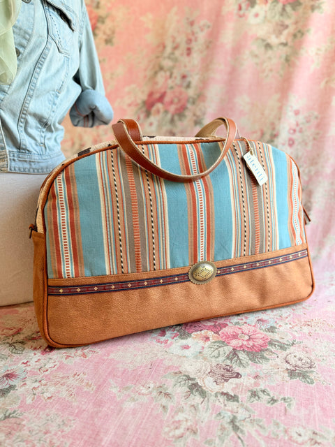 Joshua Overnighter – Handmade Travel Bag with Leather Accents & Spacious Interior