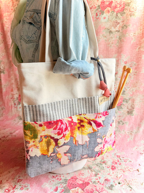 Blossoms Grey Tutto Tote Bag
