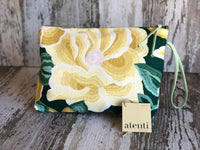 Apple Sunshine Grand Pouch